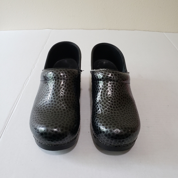 Dansko Colorful Print Texture Glossed Leather Slip-Resistant Clog Mules Size 39 - Picture 7 of 13